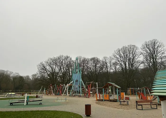 アパート Stresow Am Stadtpark ヴィルヘルムスハーフェン